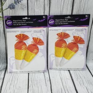 2 - Packs Shaped Party Bags, Candy Corn Shaped, 15 pcs. - Wilton